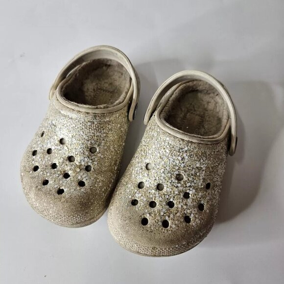 Crocs Glittery Gols Sherpa Lining Crocs Toddler Size 8 C - Picture 1 of 7